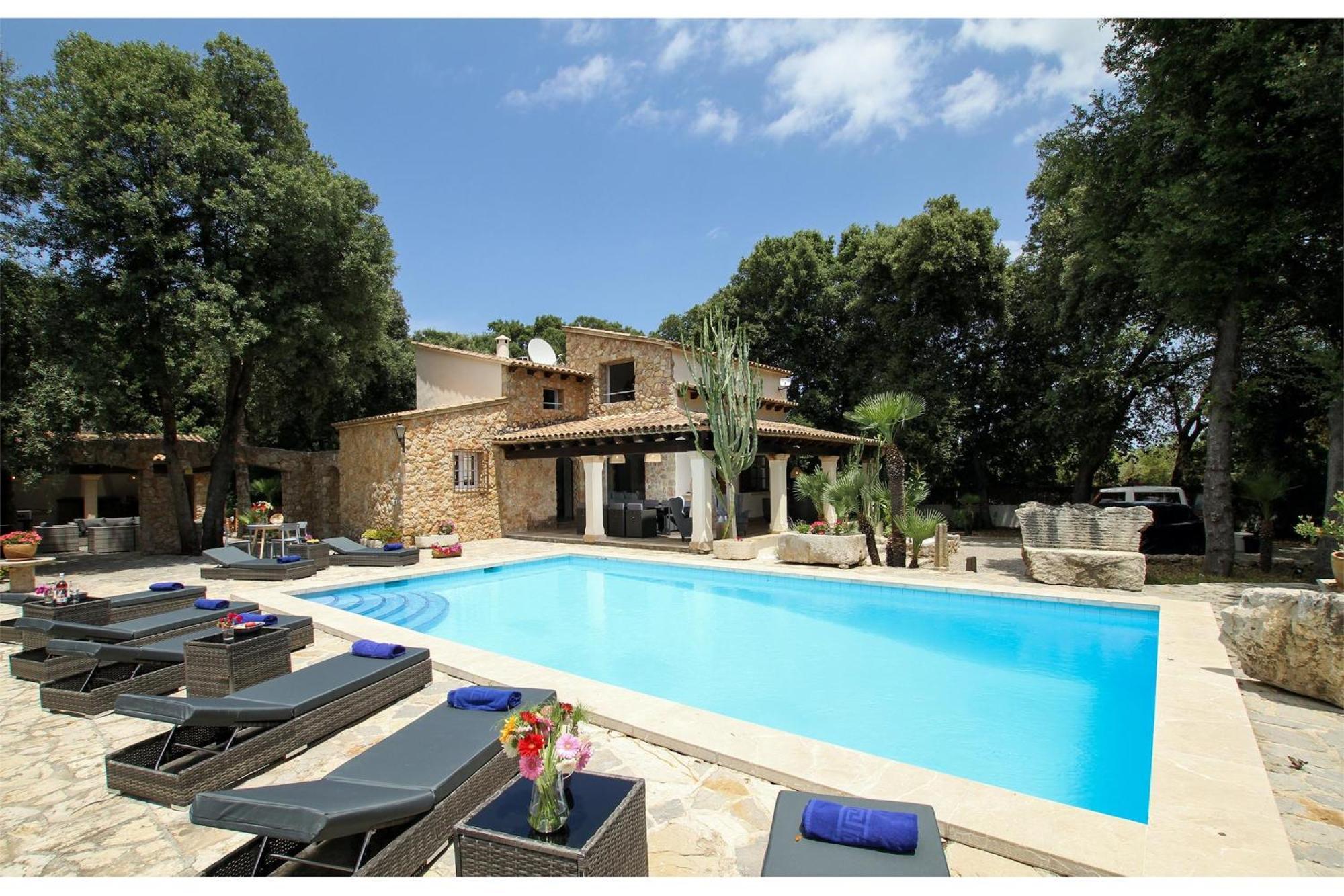 Distinguished Pollensa Villa - 4 Bedrooms - Villa Segu Cini - Recently Renovated With Modern Interior Luaran gambar